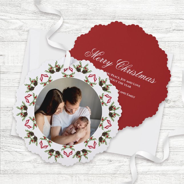 Carte Décorative Red and Green Merry Christmas Photo Wreath (Red and green wreath photo ornament card.)