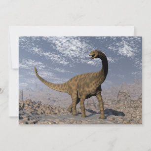 Carte dinosaure de Spinophorosaure marchant dans le dése