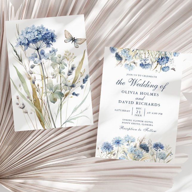Carte d'invitation de mariage Fleur bleue sauvage (Boho French Blue Wildflower Meadow Wedding Invite on a sunny dry palm leaf.)