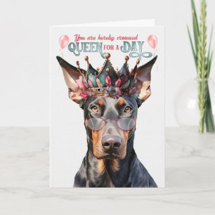Carte Doberman Dog Queen pour une journée d'anniversaire