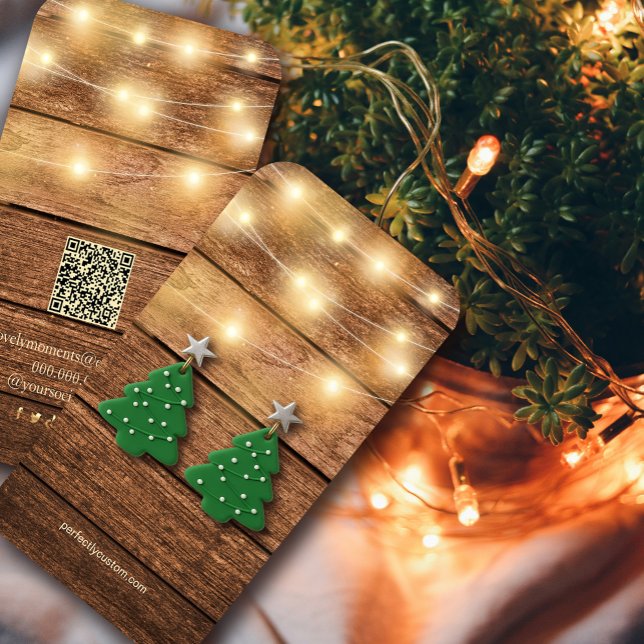 Carte d'oreille en bois avec lumières (Wooden Earring Card with Lights #zazzlemade #woodtexture#festivedisplay#holidaypackaging#warmlight)