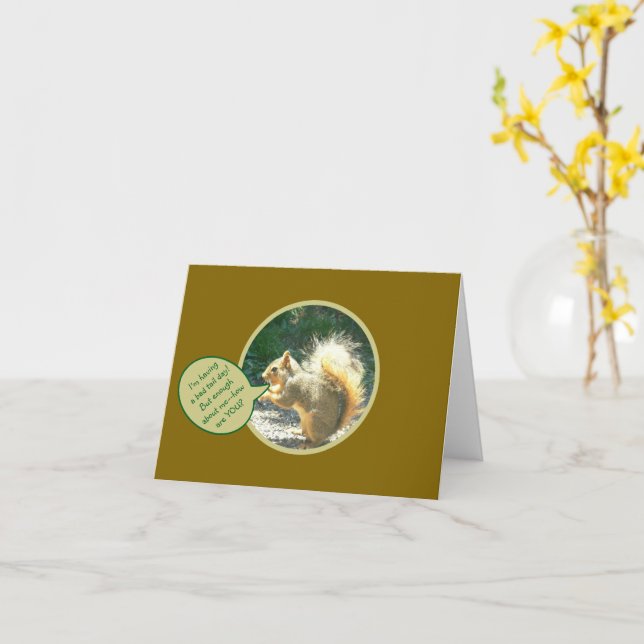 CARTE ÉCUREUIL/QUÉLQUE CHOSE NE VA PAS AVEC MA QUEUE/HUM (Fleur jaune)