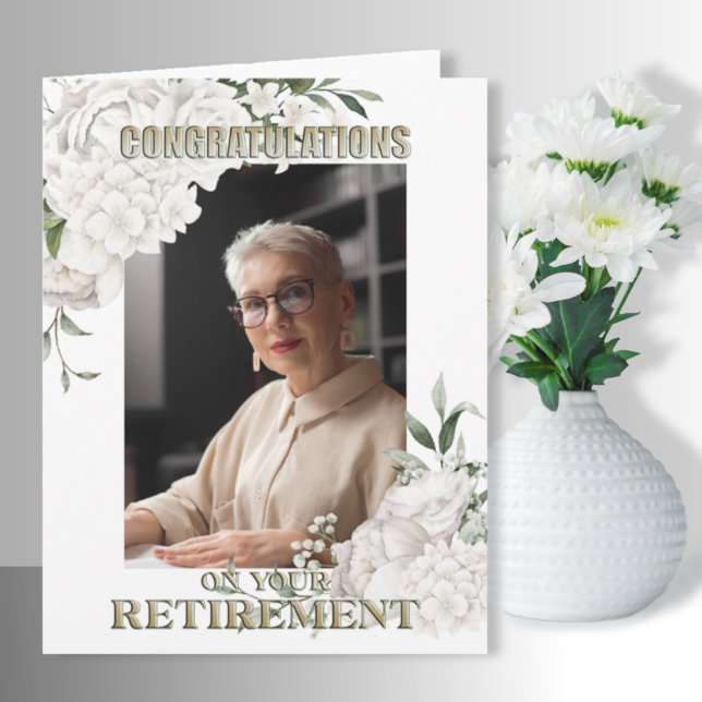 Carte Élégante photo personnalisée Blanc Floral Retraite (Créateur téléchargé)