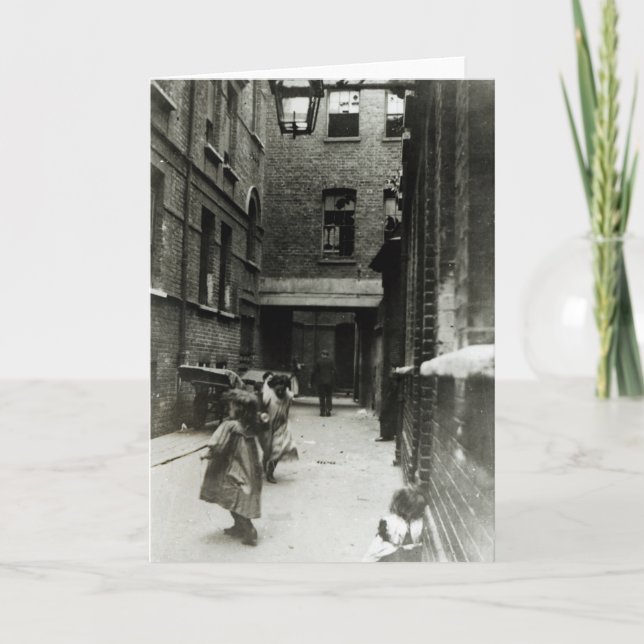 Carte Enfants jouant dans un bidonville, 1899 (Devant)