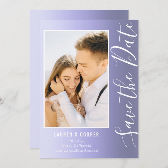 Carte Enregistrer La Date Bleu Style Script Moderne Mari (Devant / Derrière)