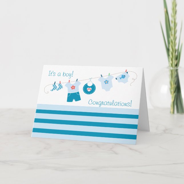 Carte Félicitations, c'est des vêtements bleu garçon (Devant)