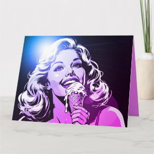 Carte Femme blonde appréciant sa glace