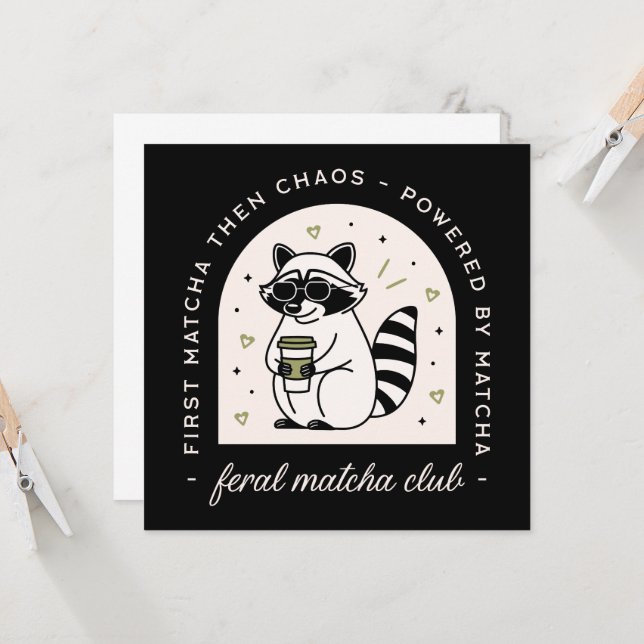 Carte Feral matcha club drôle raccoon amoureux sarcastiq (Devant/Arrière en situation)