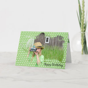 Carte Fille avec vieille caméra Anniversaire