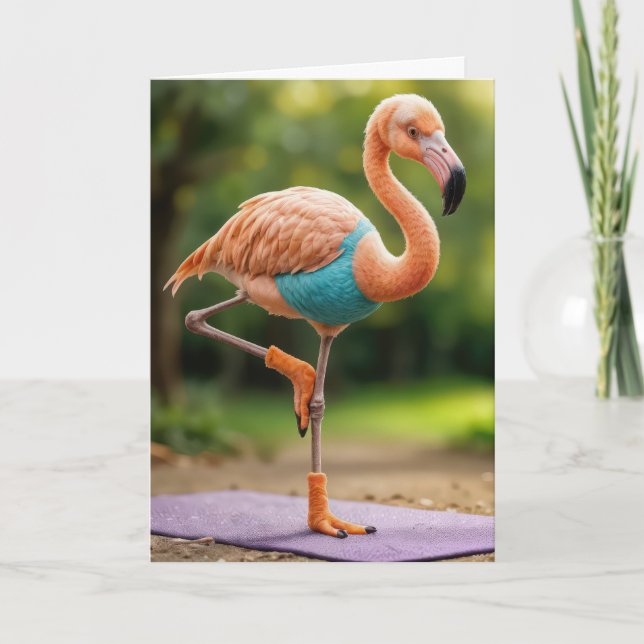 Carte Flamant rose d'anniversaire dans un poteau de yoga (Devant)