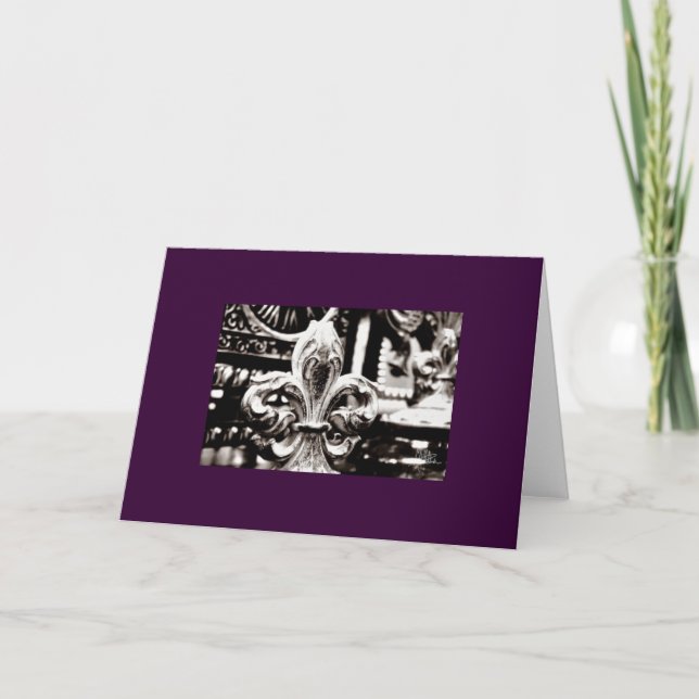 Carte Fleur de Lis [carte de voeux] sur le pourpre (Devant)