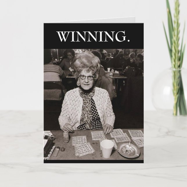 Carte GAGNER Vieille Femme avec gros cheveux jouer Bingo (Devant)