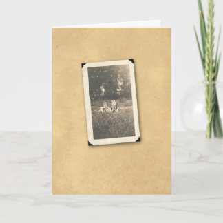 CARTE GIRLS EN GRASS 2