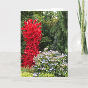 Carte Jardin et sculpture en verre rouge