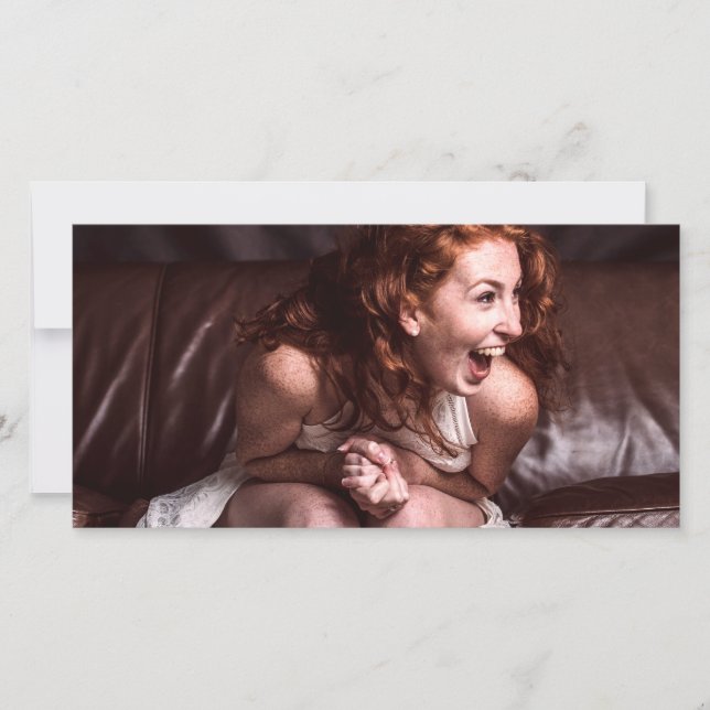 Carte Jeune actrice rieuse (Devant)