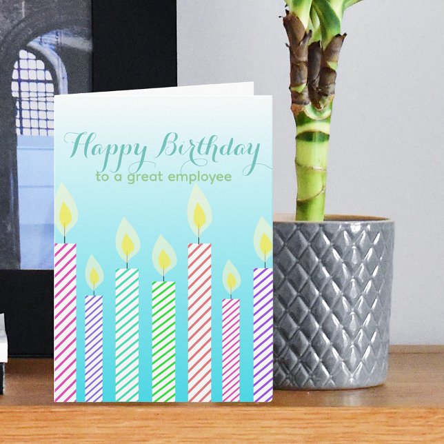 Carte Joyeux Anniversaire À Un Grand Employé Des Bougies (Créateur téléchargé)