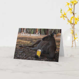 Carte Kangourou se détendant avec de la bière Australie 