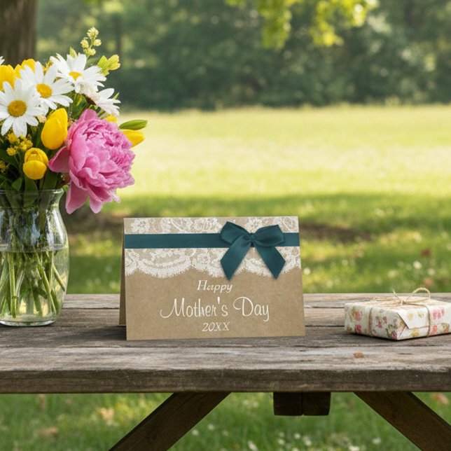 Carte Kraft, dentelle et nœud sarcelle Joyeuse fête des  (Créateur téléchargé)