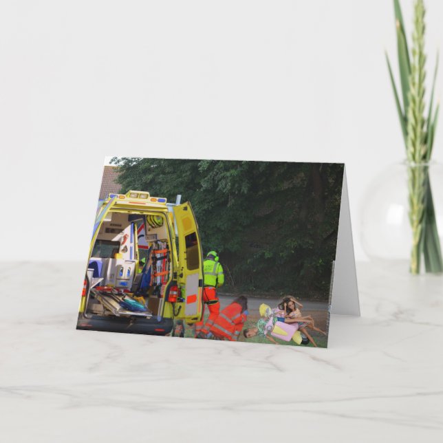 Carte L'ambulance arrive. (Devant)
