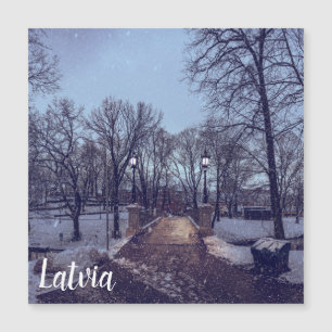 Carte Magnétique Le parc de la ville enneigé en hiver le soir