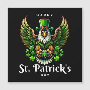 Carte Magnétique un aigle avec un chapeau de lutin vert