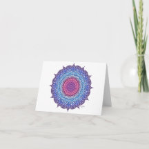 Mandala feuille de fleurs violettes