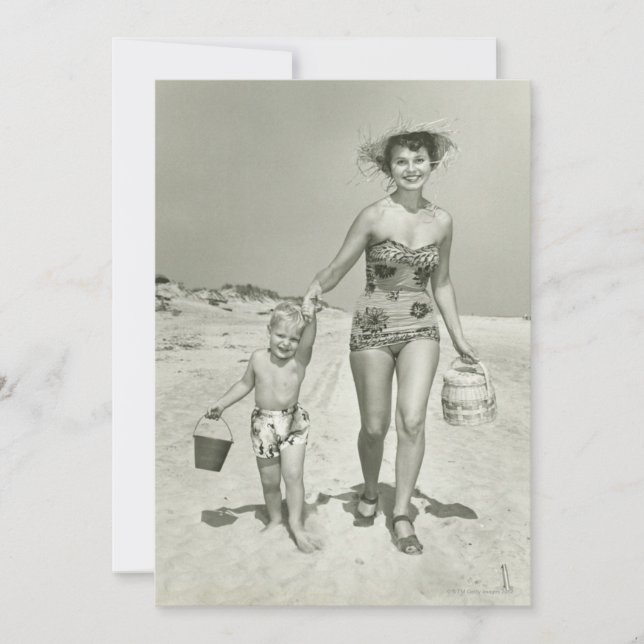 Carte Mother and Son Walking (Devant)