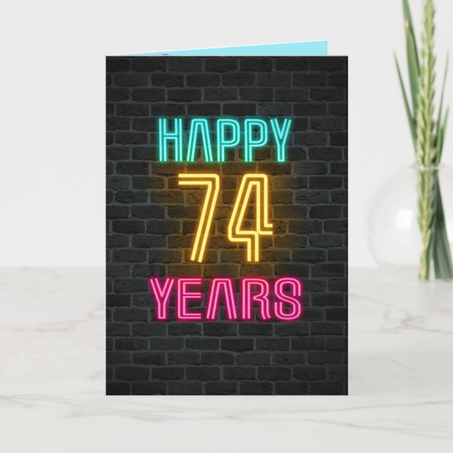 Carte néon signe en brique pour 74e anniversaire (Devant)
