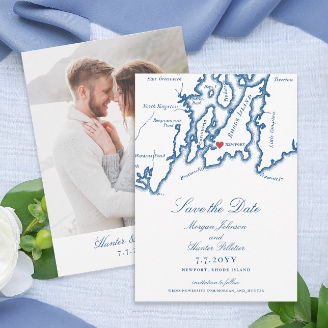 Carte Newport RI Élégant Mariage bleu marine (Newport RI Map Save the Date with Photo for an Elegant Navy Blue Wedding from Coastal Map Designs)
