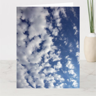 Carte Nuages Puffy Sur Ciel Bleu