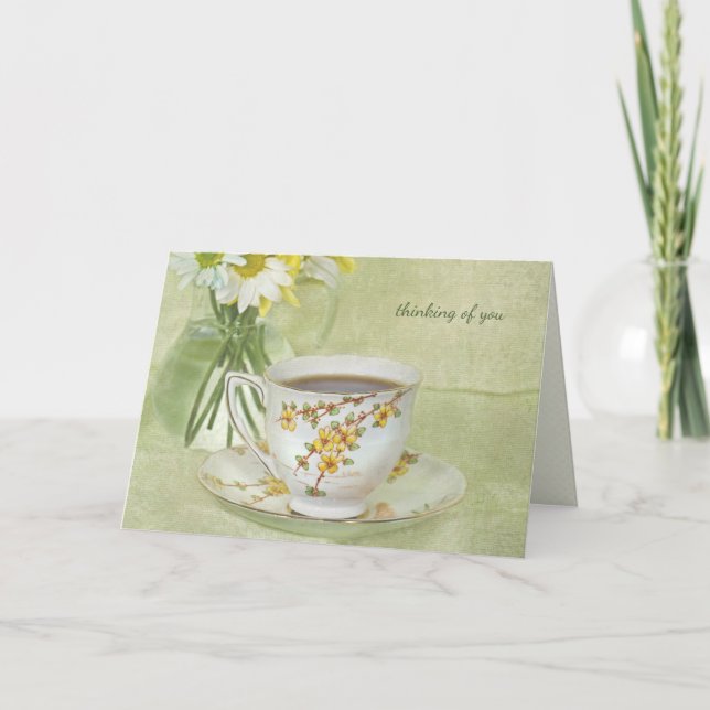 Carte penser à une vieille tasse de thé avec un bouquet  (Devant)