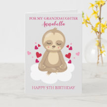 Petite-fille Cinquième anniversaire mignonne rose 