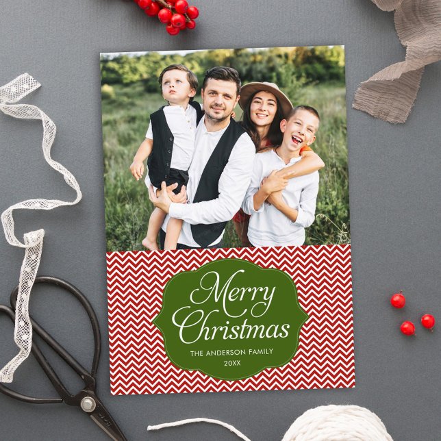 Carte photo moderne Red Green Chevron Christmas (Créateur téléchargé)