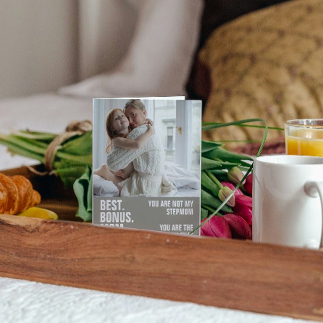 Carte Photo Personnalisée La Maman Qui S'Est Levée (Personalized Photo The Mom That Stepped Up Card by Ricaso. Best Bonus Mom EVER, add photograph)
