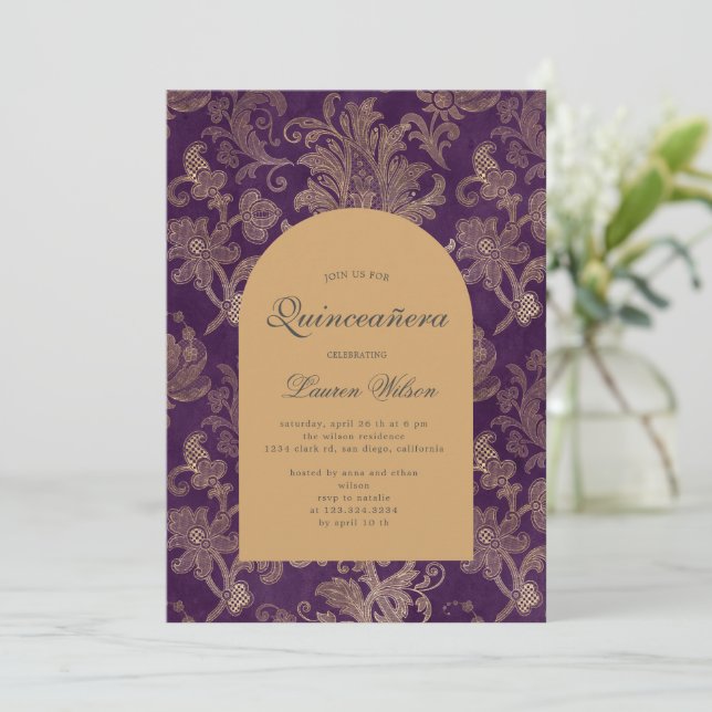carte photo royal damassé violet quinceanera (Debout devant)