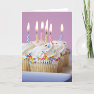 Carte Plateau de gâteaux d'anniversaire avec bougies