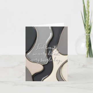 Carte pliée multifonction dans un graphique élégan