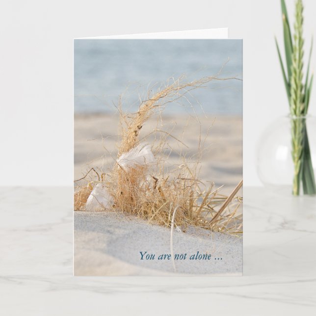 Carte plumes blanches dans l'herbe (Devant)