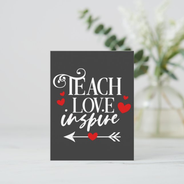 Carte Postale 2/2 Enseigner l'amour Inspirer Chemise maternelle  (Debout devant)