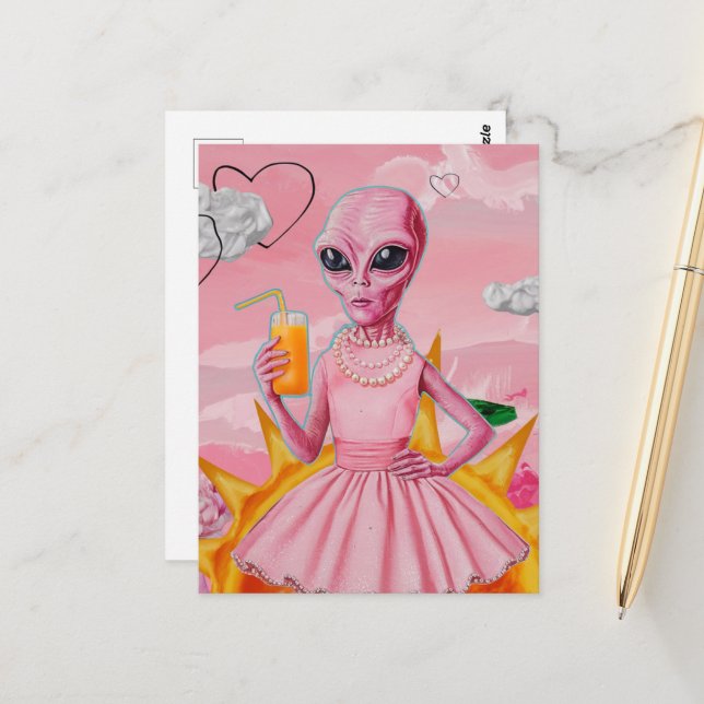 Carte Postale Adorable dame Alien en rose avec jus d'orange (Devant/Arrière en situation)