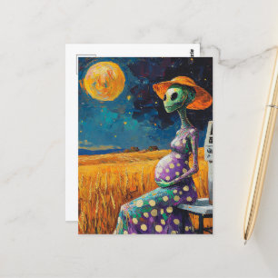 Carte Postale Alien Bientôt être une mère dans un champ de blé