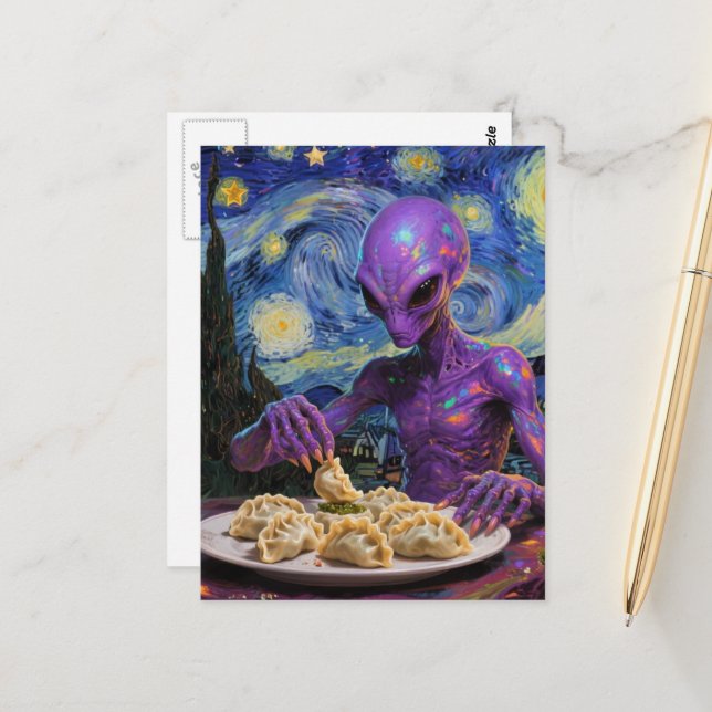 Carte Postale Alien Violet Mangeant des Pierogi (Devant/Arrière en situation)