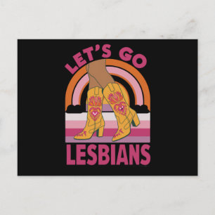 Carte Postale Allons faire les lesbiennes LGBTQ Pride Mois Cowgi