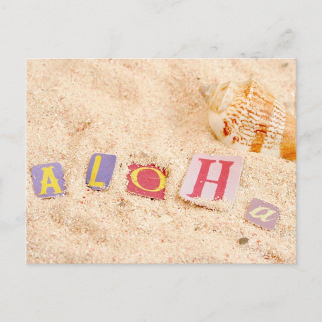 Carte Postale Aloha sur une plage de sable avec coquillages (Devant)
