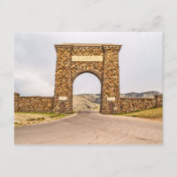 Arc Roosevelt à l'extrémité nord de Yellowstone