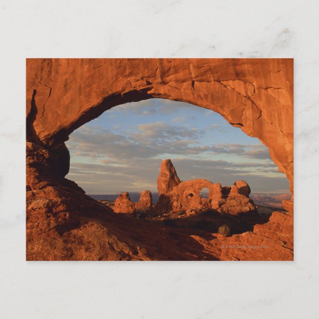 Carte Postale Arche de la tourelle vue par la fenêtre nord, Arch (Devant)