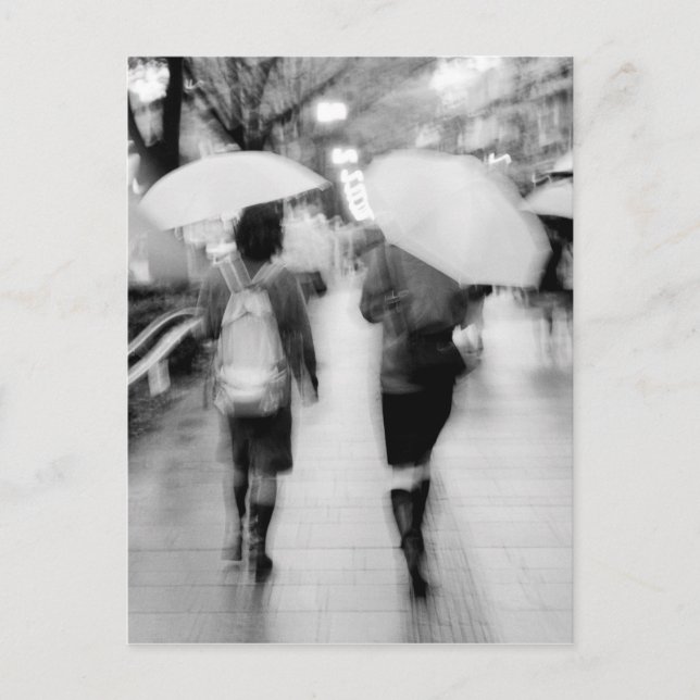 Carte Postale Asie, Japon, Tokyo. Jeunes femmes et parapluies. (Devant)