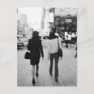 Carte Postale Asie, Japon, Tokyo. Jeunes femmes sur la Ginza.