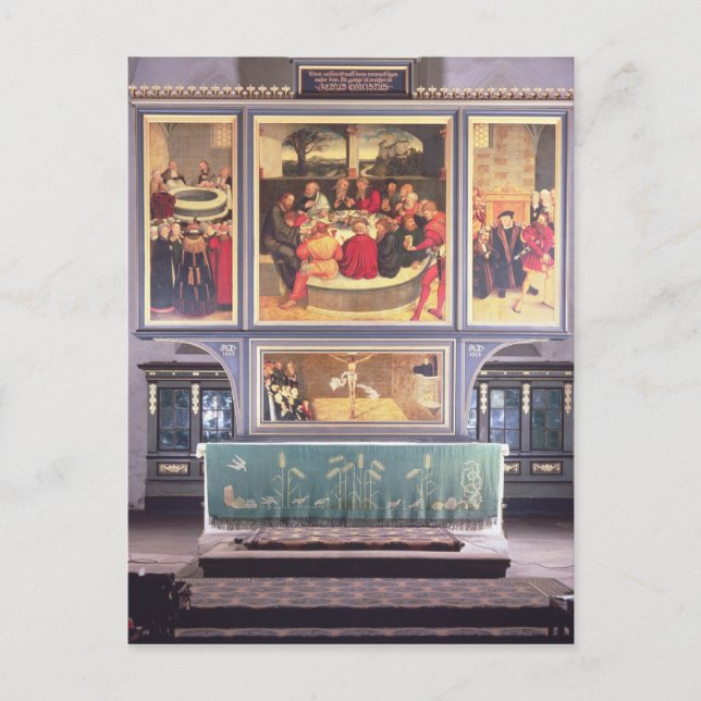 Carte Postale Autel avec un triptyque dépeignant (Devant)