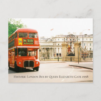 Carte Postale Autobus historique de Londres par la reine Elizabe